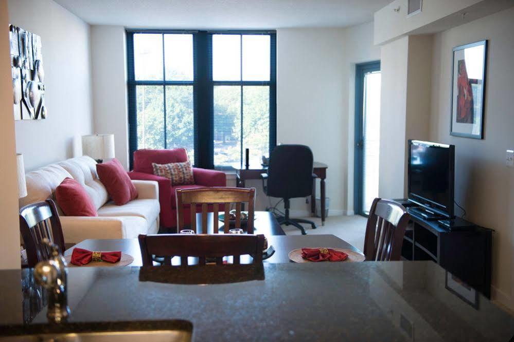 Crystal Quarters Furnished Apartments At The Gramercy Arlington Zewnętrze zdjęcie