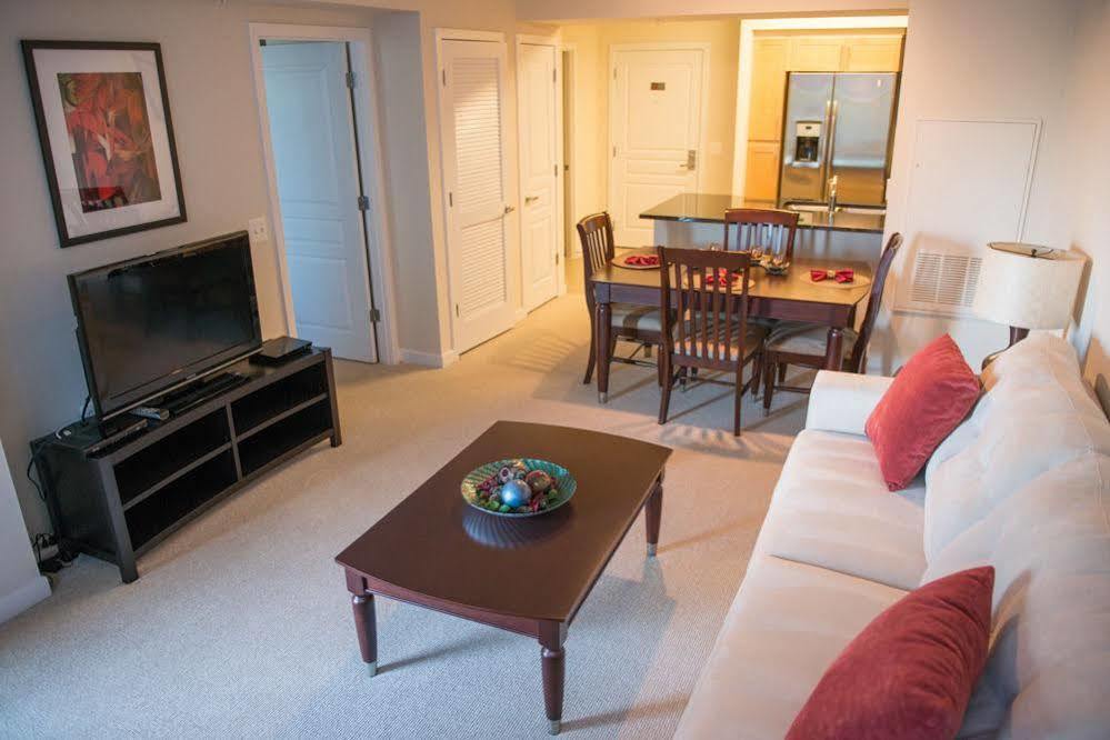 Crystal Quarters Furnished Apartments At The Gramercy Arlington Zewnętrze zdjęcie
